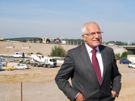 Prezident ČR Václav Klaus na opatovické křižovatce